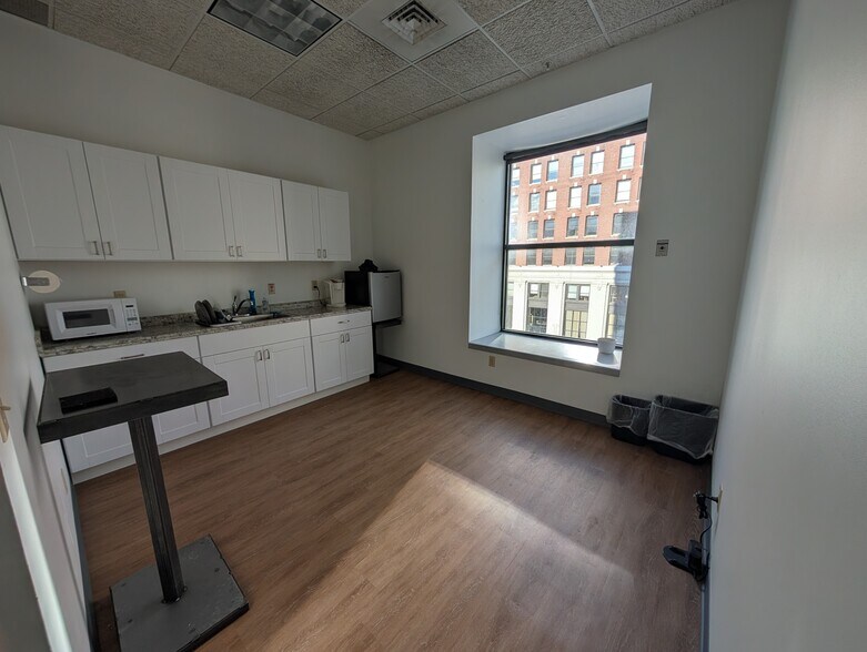 More Photos Of 268 Main St, Buffalo Office Residential For Sale