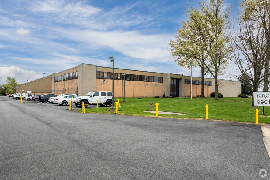 More Photos Of 9901 Blue Grass Rd, Philadelphia Warehouse For Lease
