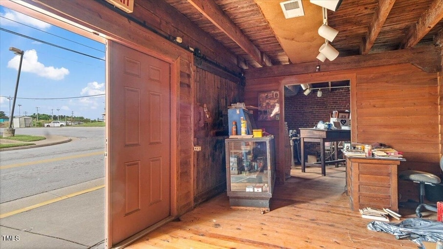 More Photos Of 306 W Main St, South Hill Flex For Lease