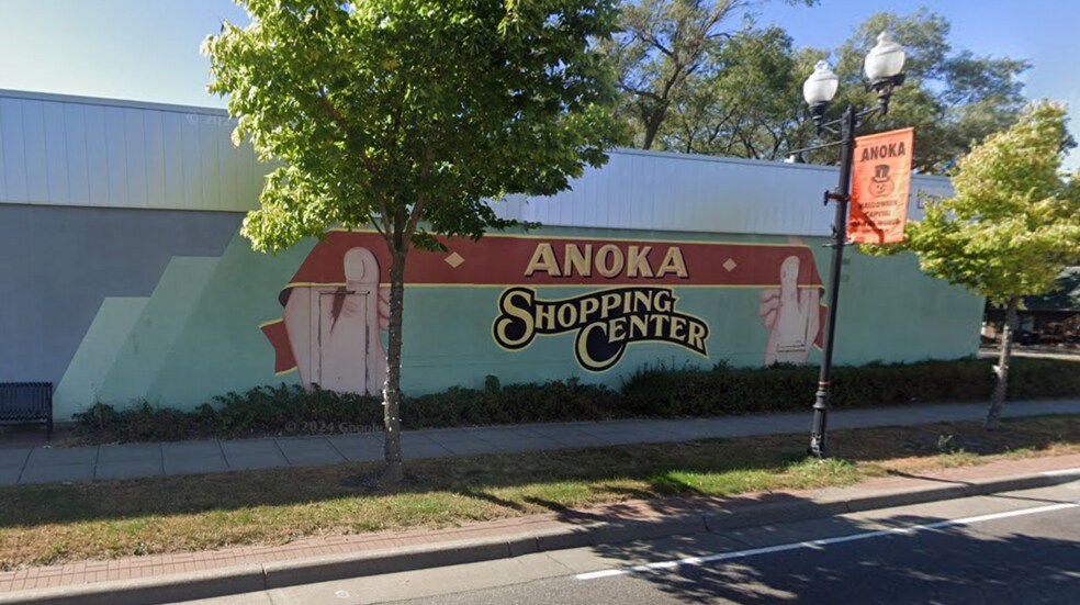 More Photos Of 500 W Main St, Anoka Unknown For Lease