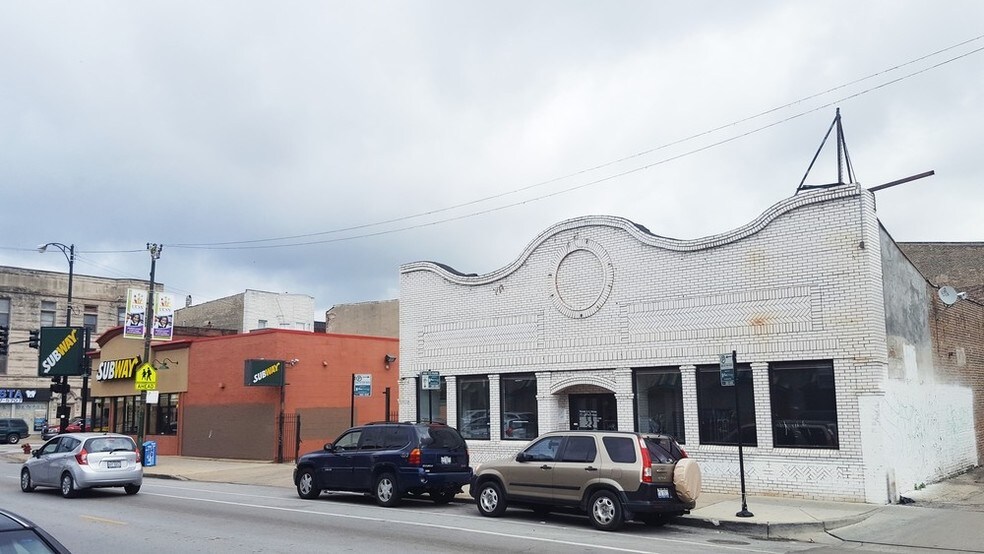 More Photos Of 2207 S California Ave, Chicago Storefront Retail Office For Lease