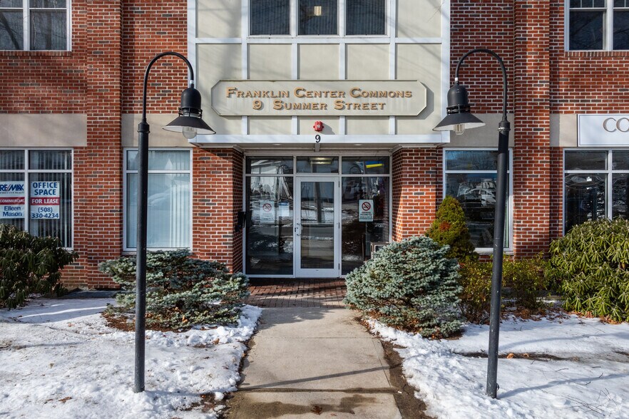 More Photos Of 9 Summer St, Franklin Medical For Lease