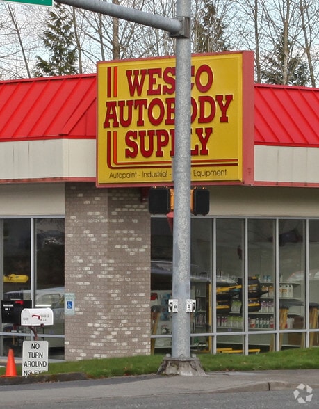 More Photos Of 13400 NE 124th St, Kirkland Auto Repair For Lease