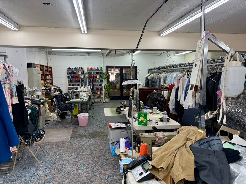 More Photos Of 3707 Hillsboro Pike, Nashville Storefront Retail Office For Sale