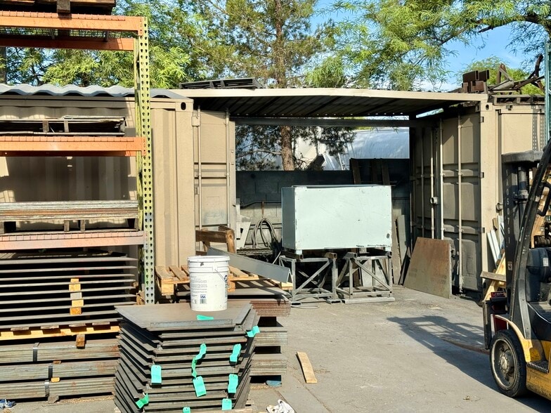 More Photos Of 3865-3885 Rockbottom St, North Las Vegas Manufacturing For Lease