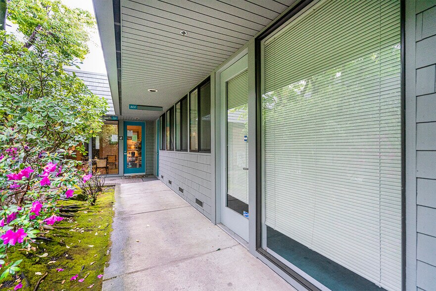More Photos Of 2448 Guerneville Rd, Santa Rosa Medical For Sale
