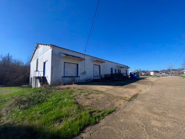 More Photos Of 115 Nehi Cir, Mccomb Industrial For Sale