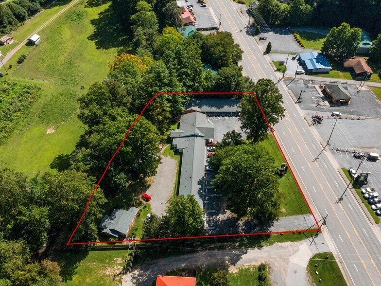 More Photos Of 2474 Soco Rd, Maggie Valley Hotel For Sale
