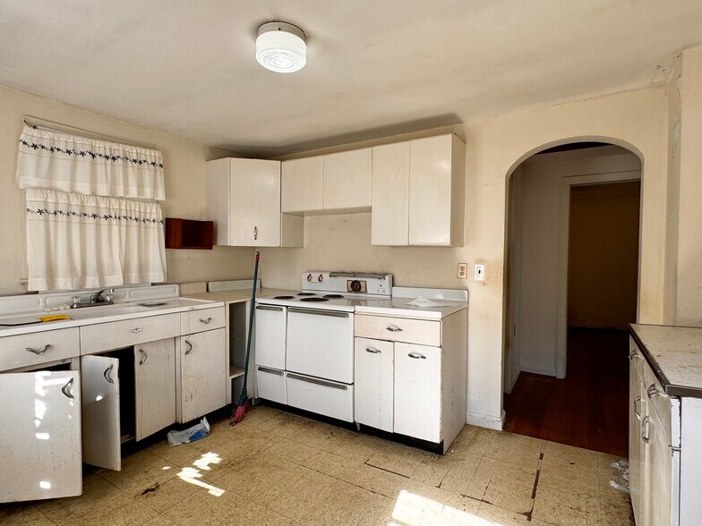 More Photos Of 1704 Old Brook Rd, Charlottesville Specialty For Sale