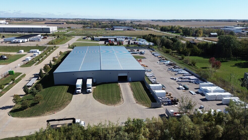 More Photos Of 815 Mann Rd SW, Cedar Rapids Warehouse For Sale