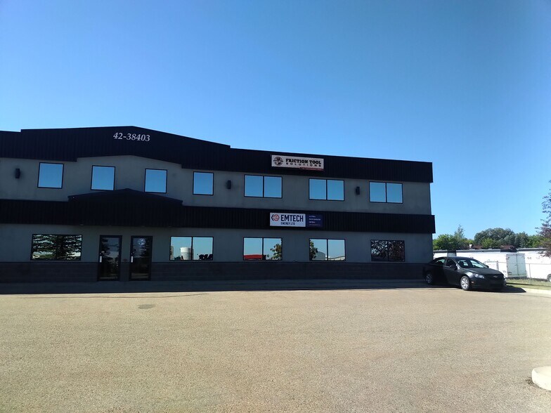 More Photos Of 42 Burnt Lake Cres, Red Deer County Warehouse For Lease