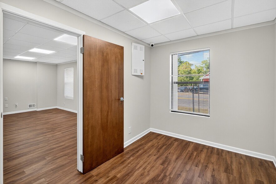 More Photos Of 228 Route 34, Old Bridge Office For Sale