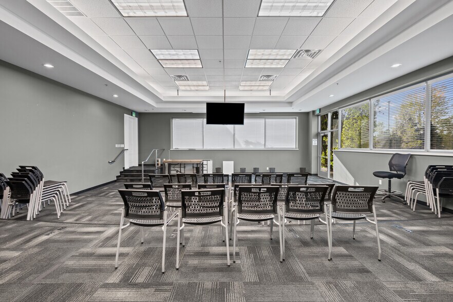 More Photos Of 1365 W Business Park Dr, Orem Office For Lease