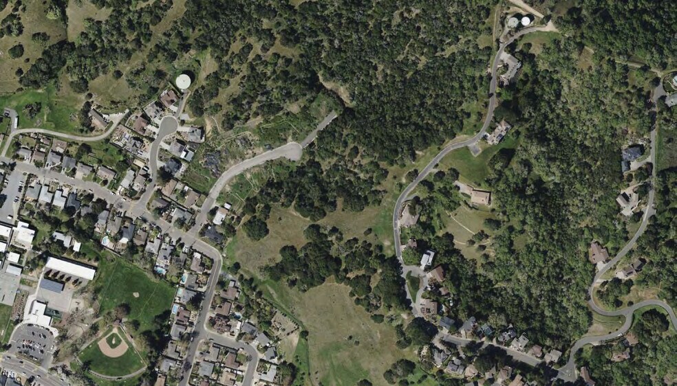 More Photos Of Sherwood Place & Robinhood Drive, Novato Land For Sale