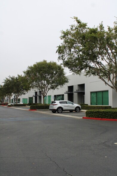 More Photos Of 9680 Research Dr, Irvine Warehouse For Sale