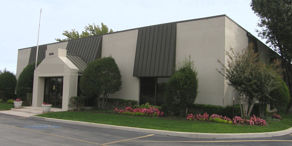 More Photos Of 6550 E 71st St, Tulsa Medical For Sale