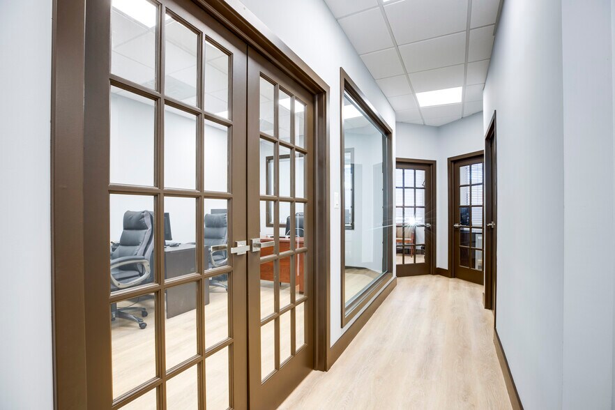 More Photos Of 7008 Little River Tpke, Annandale Medical For Sale