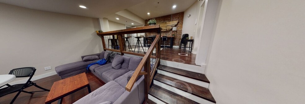 More Photos Of 924 E 8th St, Chattanooga Dormitory For Sale