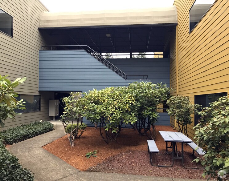 More Photos Of 7412 SW Beaverton Hillsdale Hwy, Portland Office For Lease