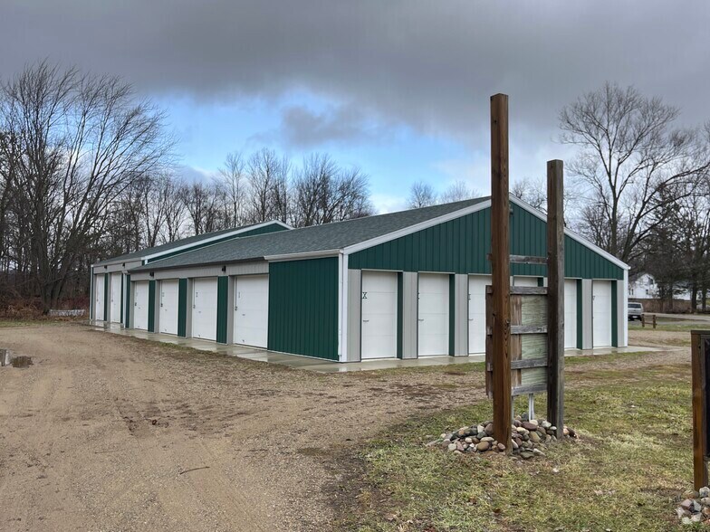 Primary Photo Of 584 W Union City Rd, Union City Self Storage For Sale