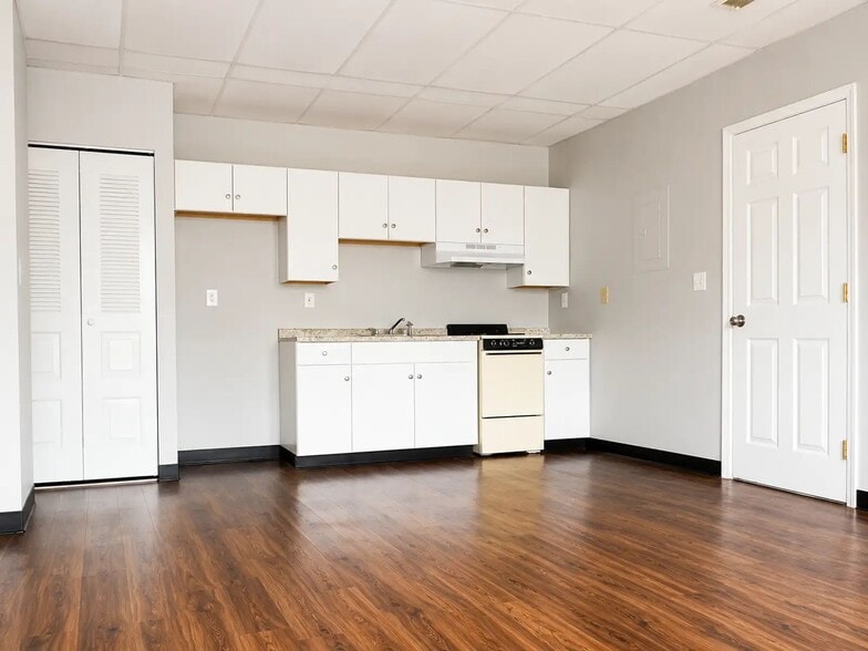 More Photos Of 1737 Culbertson Ave, New Albany Apartments For Sale