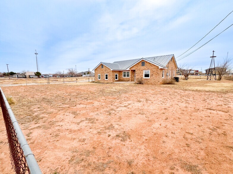 More Photos Of 1707 W Francis Ave, Midland Land For Sale