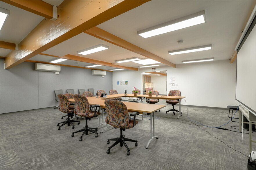 More Photos Of 1165-1169 N 5th St, San Jose Service For Sale