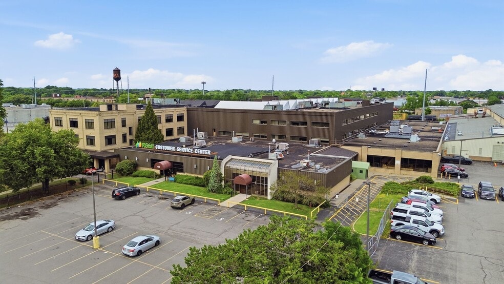 More Photos Of 400 West Ave, Rochester Flex For Sale