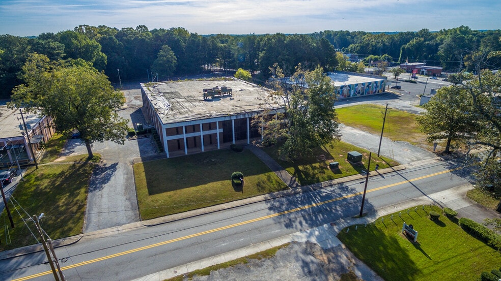 More Photos Of 2288 Fairburn Rd, Atlanta Religious Facility For Sale