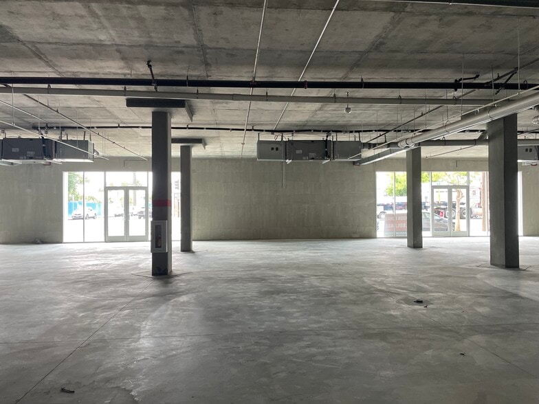 More Photos Of 5181 W Adams Blvd, Los Angeles Apartments For Lease