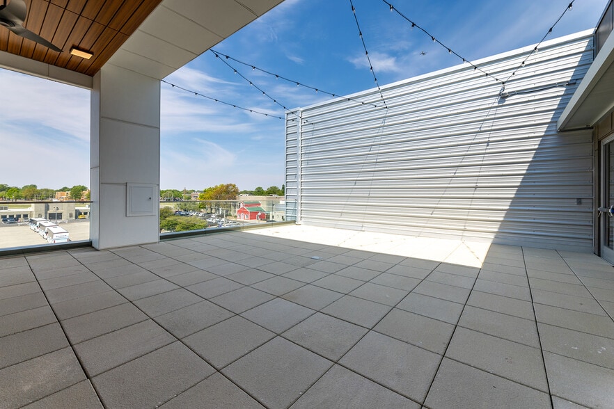 More Photos Of 300 S Hollywood St, Memphis Apartments For Sale