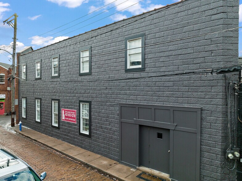 More Photos Of 438 Division St, Sewickley Office For Lease