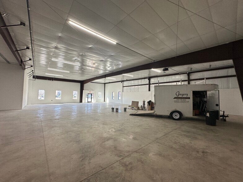 More Photos Of 55 Airport Industrial Dr, Clayton Light Distribution For Sale