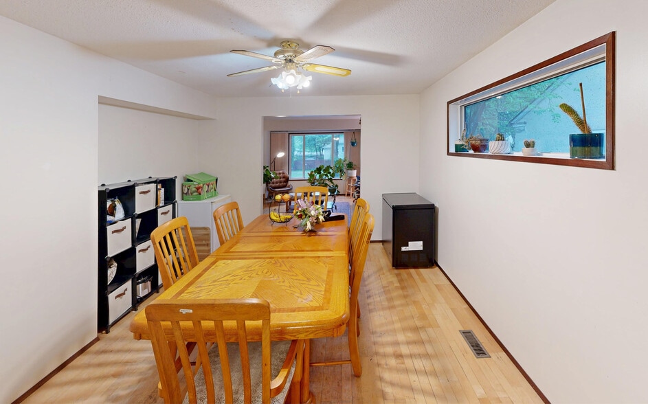 More Photos Of 7914-7916 110 St NW, Edmonton Apartments For Sale