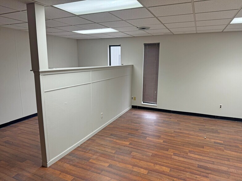 More Photos Of 36358-36380 Garfield Rd, Clinton Township Medical For Lease