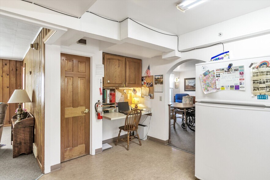 More Photos Of 121 S 5th St, Evansville Assisted Living For Sale