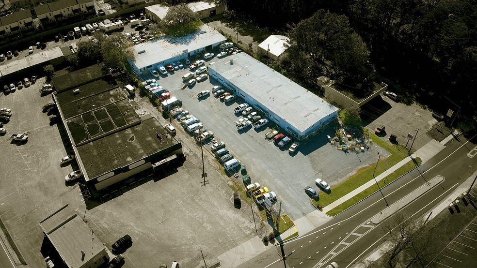 More Photos Of 2201 Brockett Rd, Tucker Service For Sale