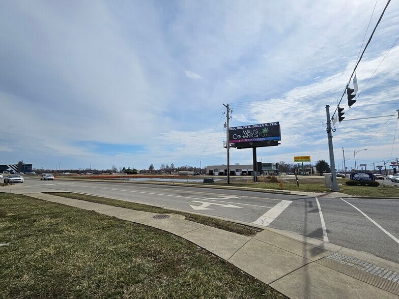 More Photos Of 2847 Green River Rd, Evansville Land For Sale