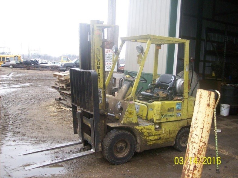 More Photos Of 62805 MN Highway 24, Litchfield Auto Salvage Facility For Sale
