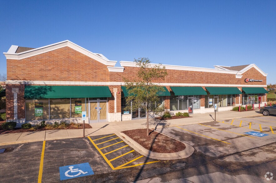 More Photos Of 702-750 S Randall Rd, Algonquin Unknown For Lease