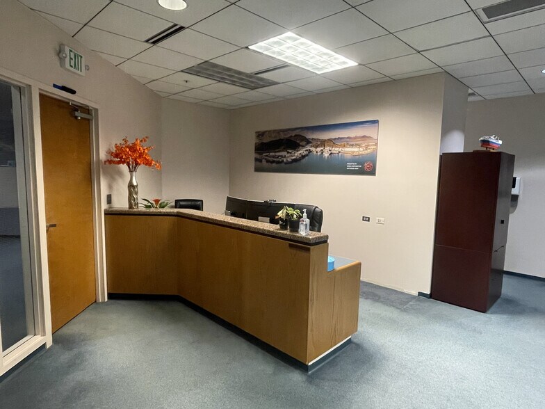 More Photos Of 15400 NE 90th St, Redmond Office For Lease