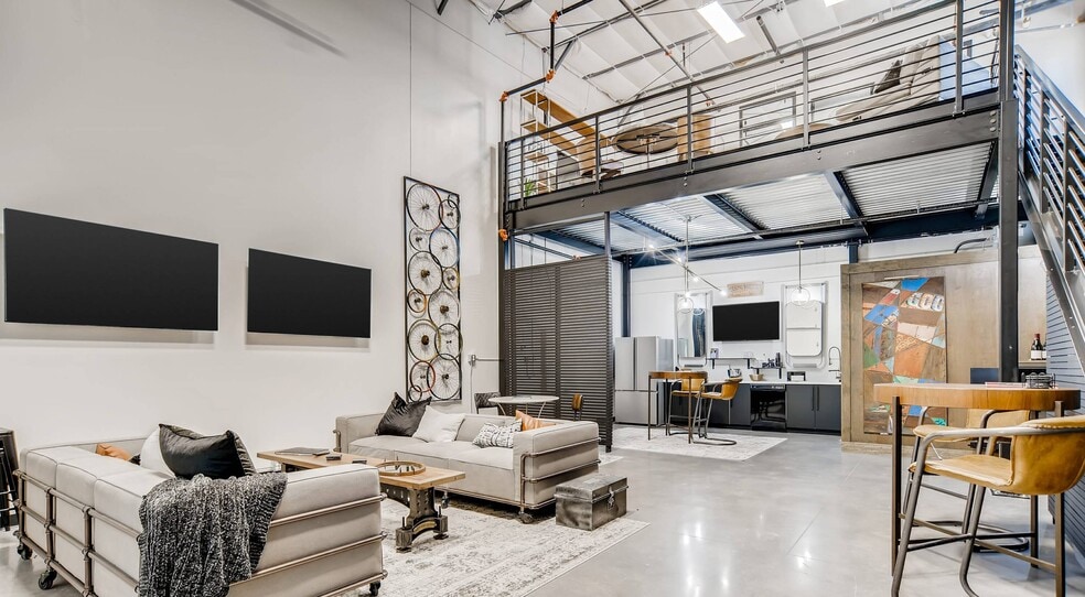 More Photos Of 1435 FM 1463 Rd, Katy Showroom For Sale