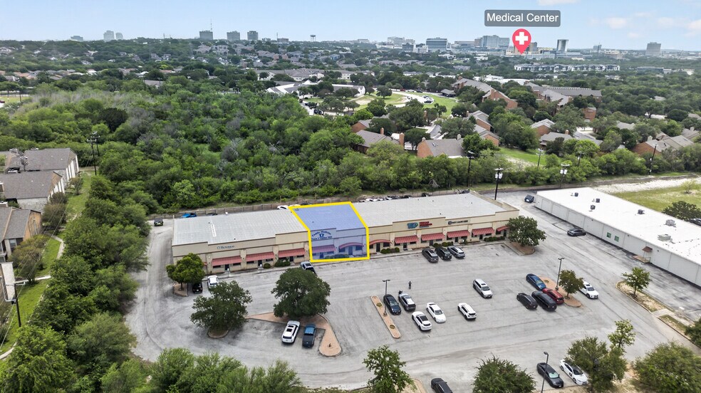 More Photos Of 4903 Golden Quail, San Antonio Storefront Retail Office For Sale