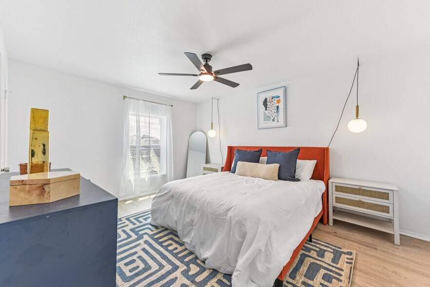 More Photos Of 4210 Red River St, Austin Apartments For Sale