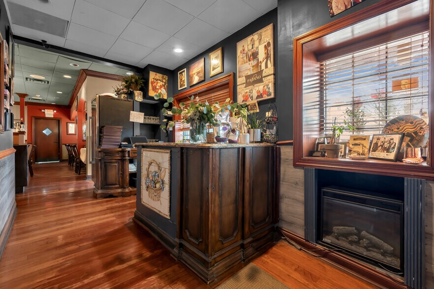 More Photos Of 800-802 Main St, Bradley Beach Restaurant For Sale