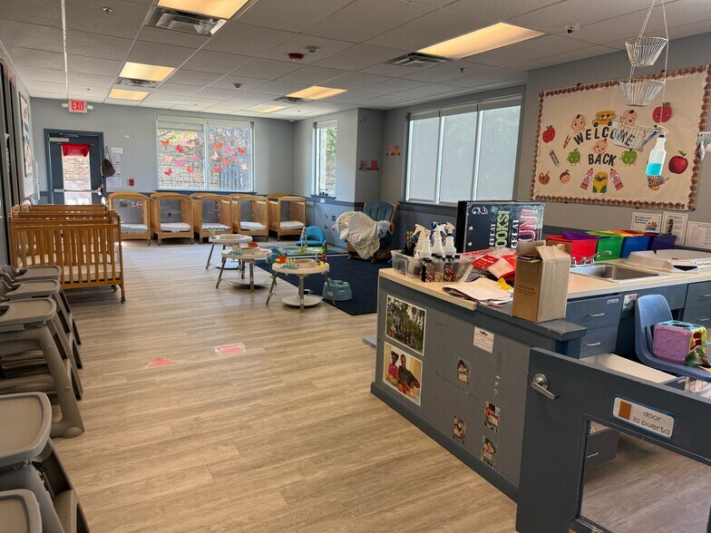 More Photos Of 7040 Independence Pky, Frisco Freestanding For Sale