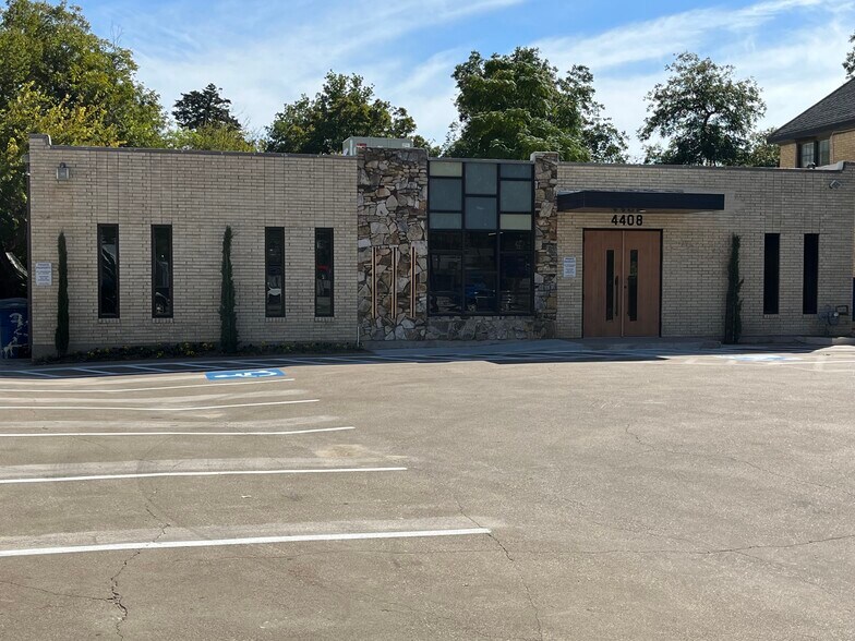 More Photos Of 4408 Gaston Ave, Dallas Freestanding For Sale