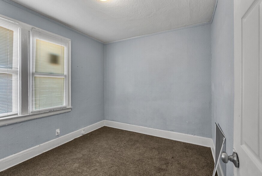 More Photos Of 12346 Stoepel St, Detroit Multifamily For Sale