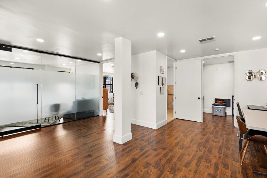 More Photos Of 3404-3406 Via Lido, Newport Beach Office For Lease