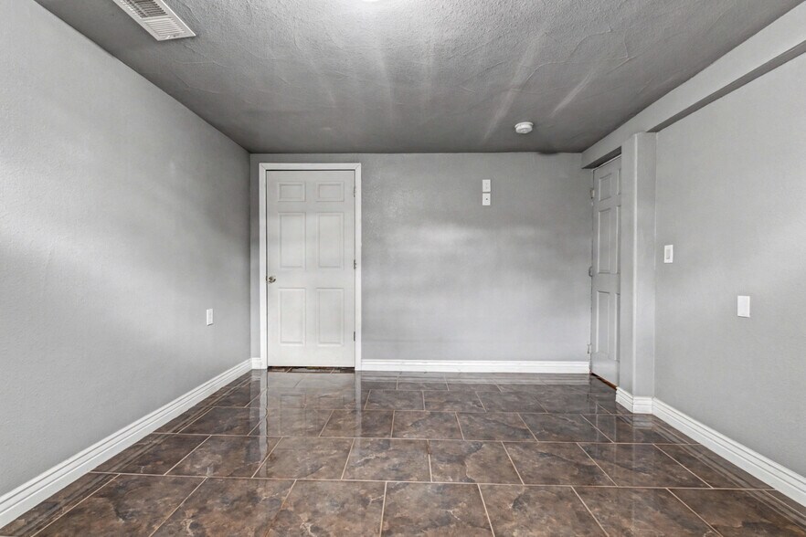 More Photos Of 8326 Quivas Way, Denver Office For Lease